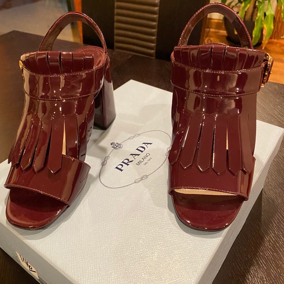 !SOLD! - Picture 2 of 3